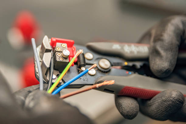 Best Ceiling Fan Installation Electrician  in Fountainebleau, FL