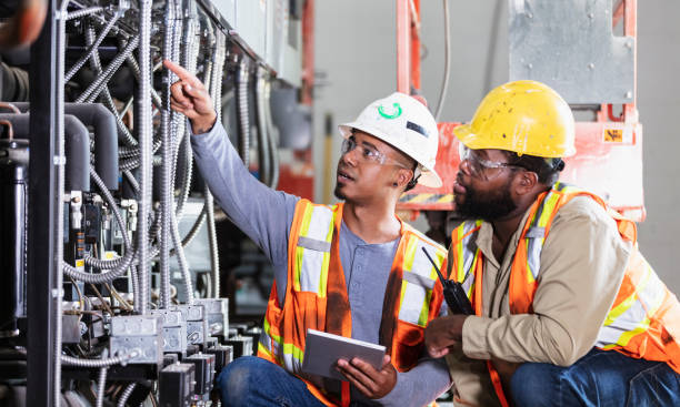 Best Best Electricians Near Me  in Fountainebleau, FL
